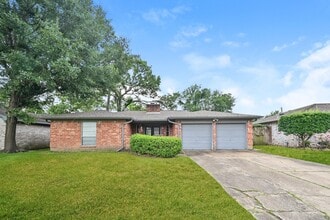 Building Photo - 13706 Oleoke Ln