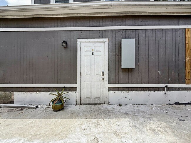 Foto del edificio - 618 17th Ave S
