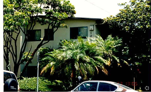 Building Photo - 1021 B Ave