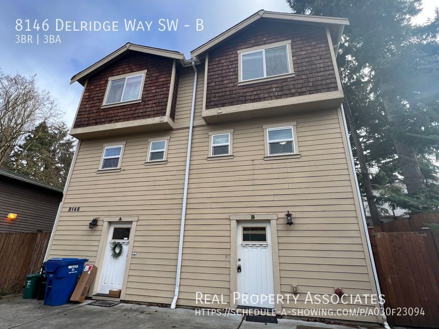 Foto principal - 3 Bedroom Townhome in Delridge