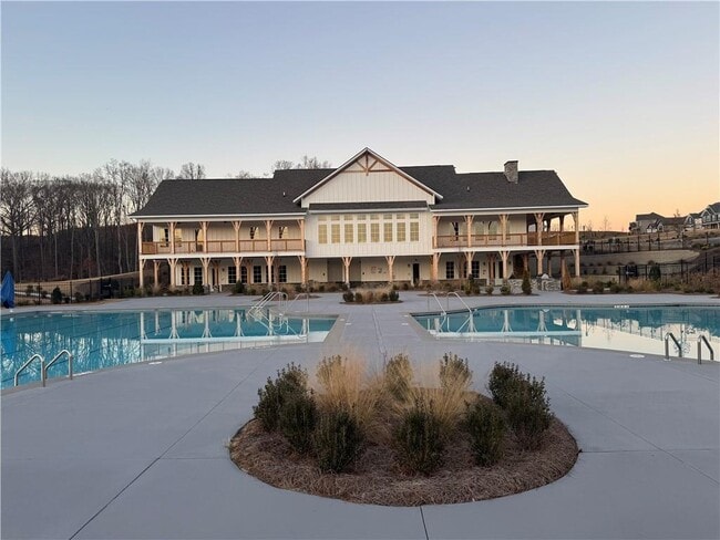 Foto del edificio - 2530 Harbor Rdg Pass