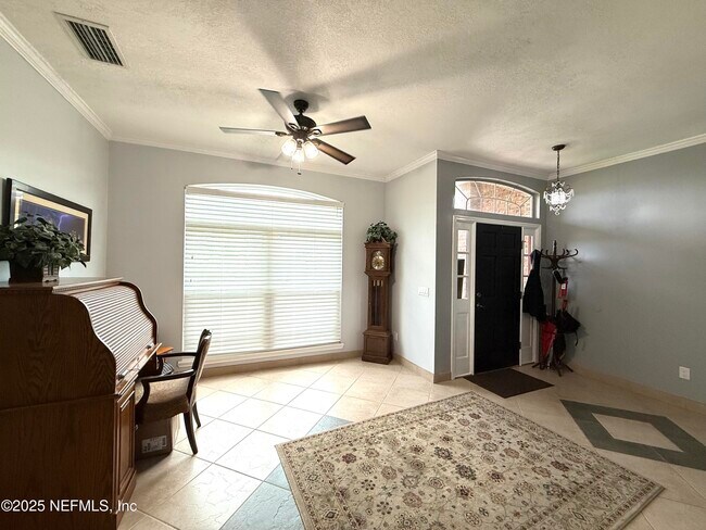 Foto del edificio - 12950 Deep River Way