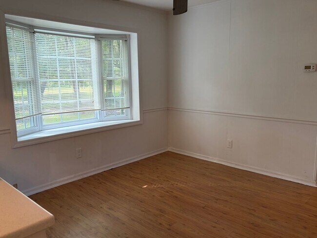 Foto del edificio - 5147 Hwy 17A S