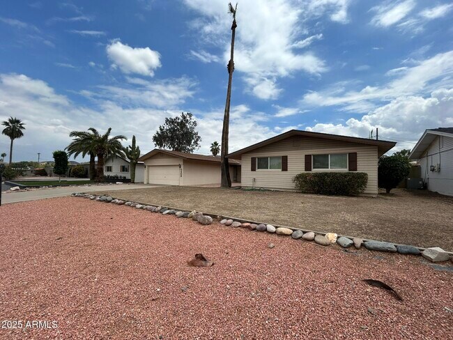 Foto del edificio - 3409 E Mountain View Rd