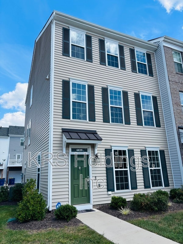 Building Photo - 6839 Dunton Rd