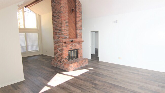 Building Photo - 2302 Ashington Park Dr