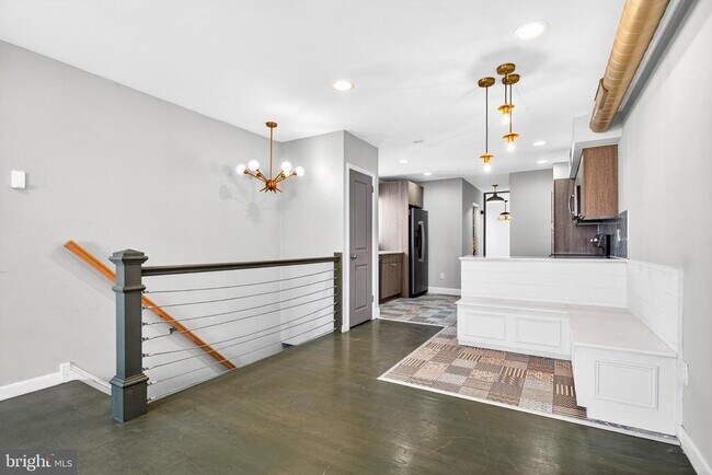 Foto del edificio - 2579 Memphis St