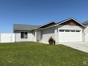 Building Photo - 154 E Montmorency Blvd