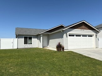 Building Photo - 154 E Montmorency Blvd