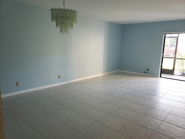 Foto del edificio - 130 NW 70th St