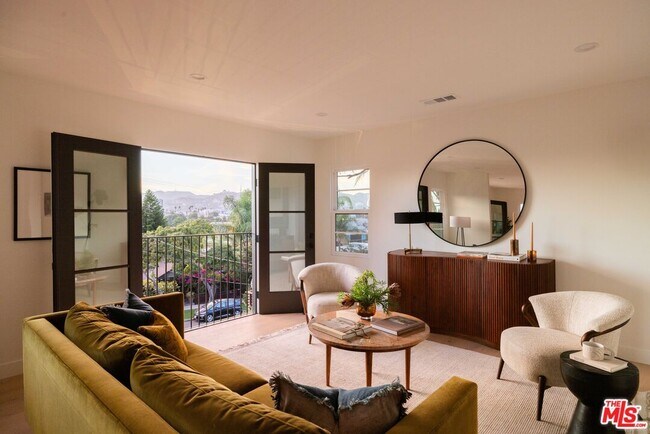 Foto del edificio - 1020 Manzanita St