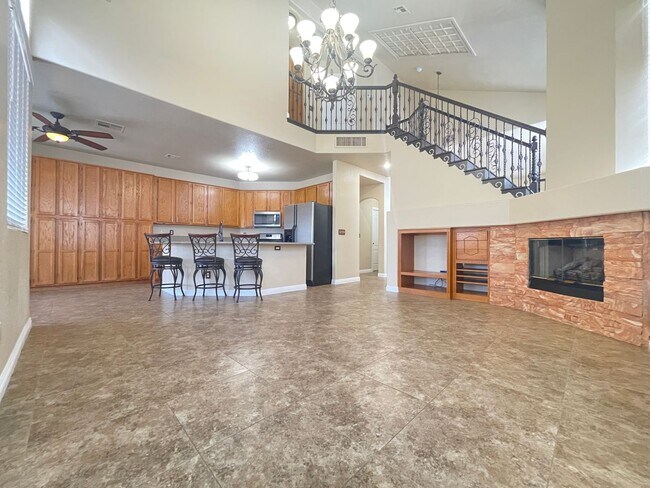 Building Photo - Gorgeous 2-story home in the Green Valley ...