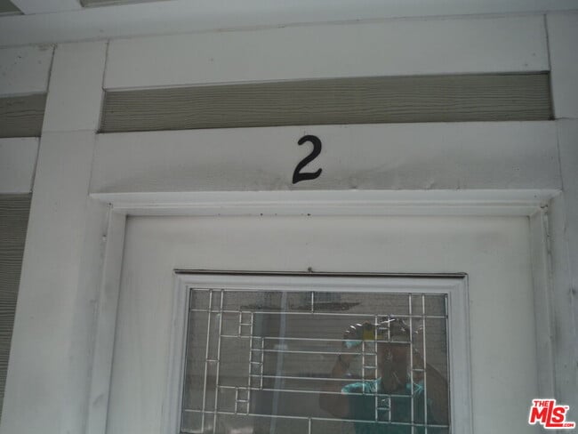 Building Photo - 1821 W 12th Pl