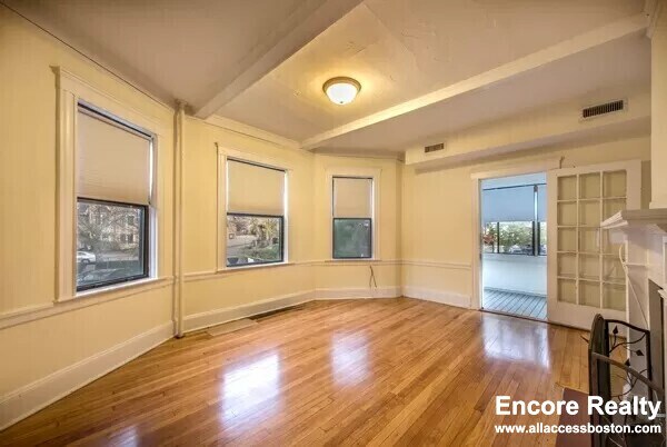 Foto del edificio - 24 Hamilton Rd