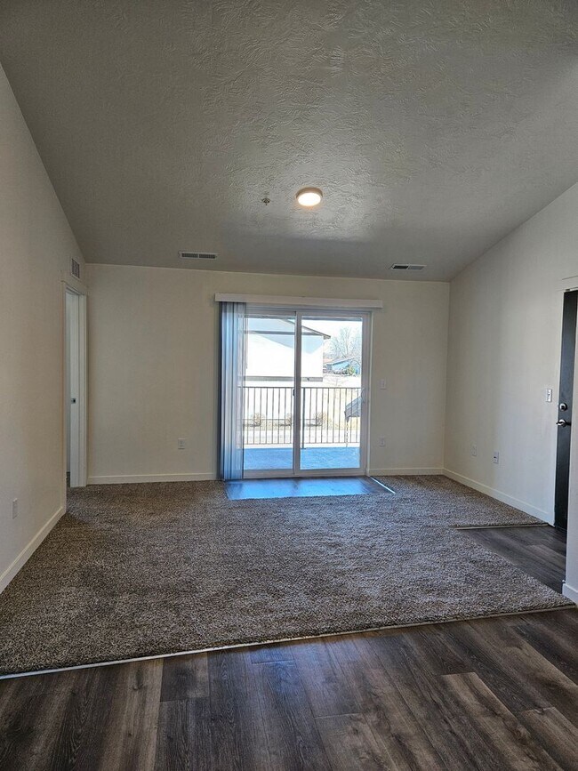 Foto del edificio - 2707 Blackfoot Ln