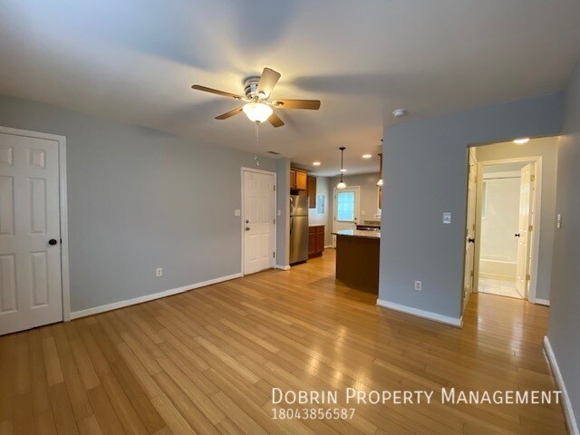 Foto del edificio - 513 S Harrison St