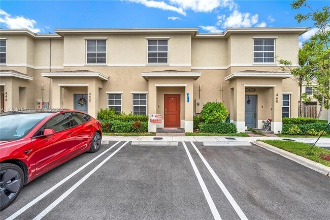 Building Photo - 444 NE 5th St