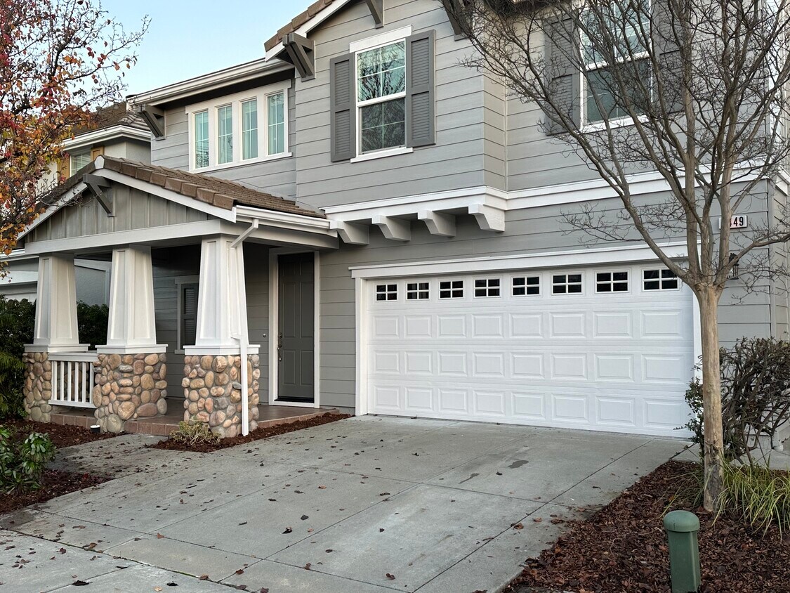 Foto principal - 2449 Milford Dr