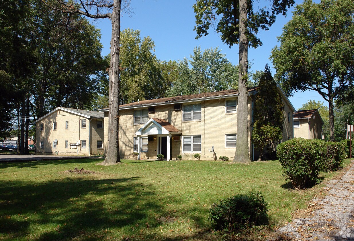 Primary Photo - 2910 Oakland Ave