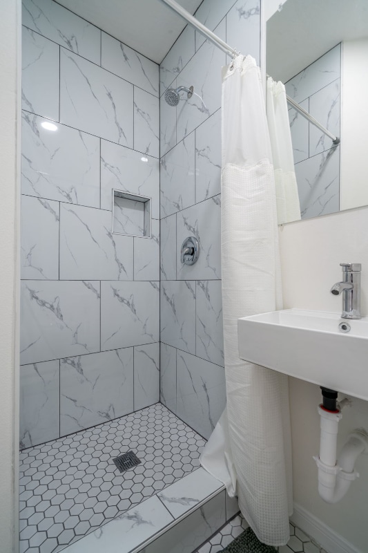 Building Photo - 7237 Boggess Rd