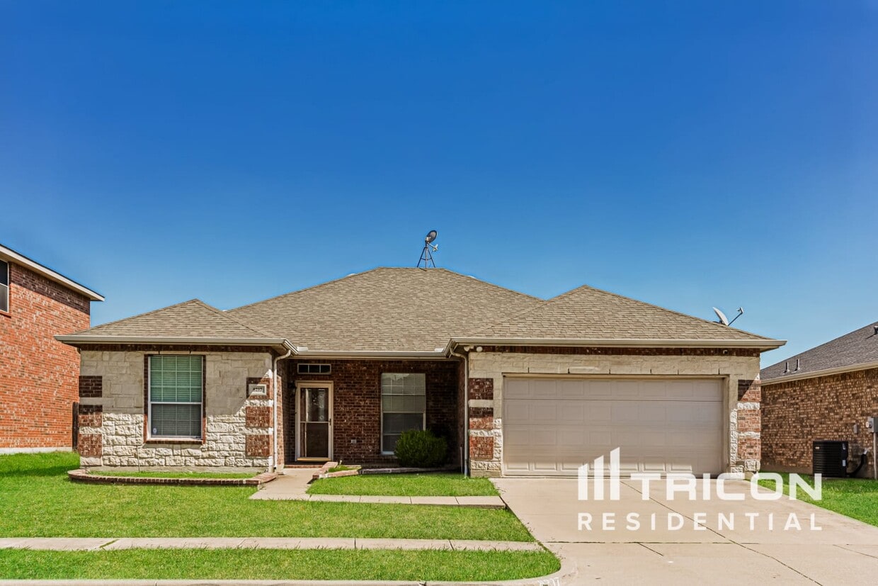 Foto principal - 8217 Atherton St