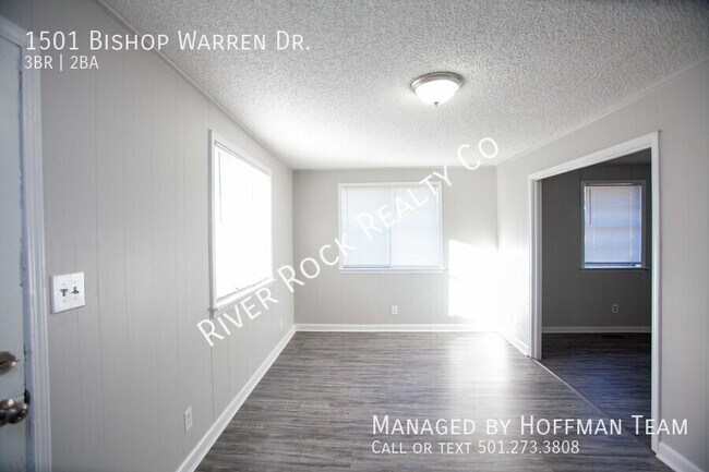 Foto del edificio - 1501 Bishop Warren Dr