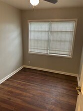 Building Photo - 1407 Silverdale St