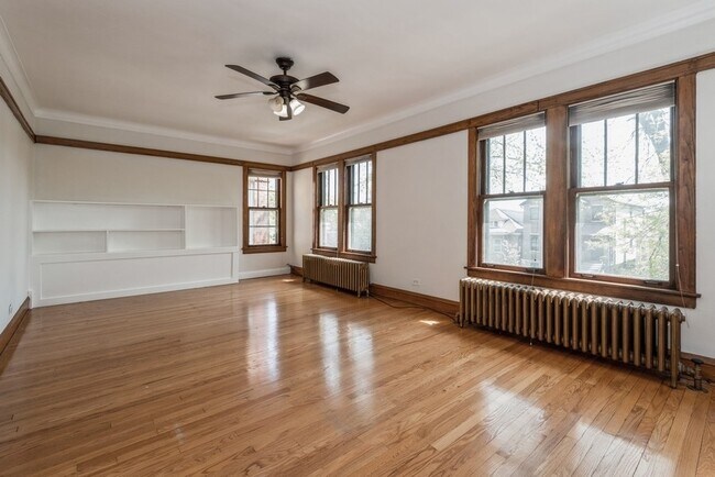 Foto del edificio - 5338 N Luna Ave