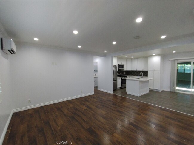 Building Photo - 13714 Hoyt St
