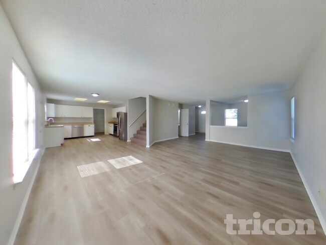 Building Photo - 7589 Wheatgrass Ln