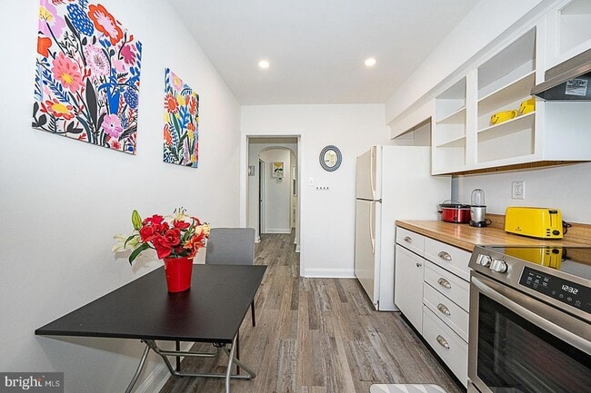 Photo - 500 E Lancaster Avenue Unit 126D Townhome