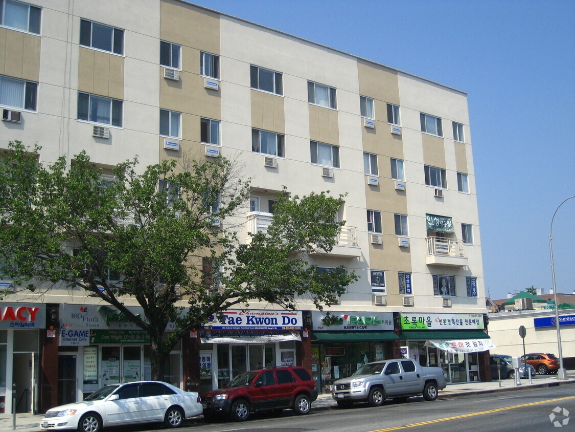 Building Photo - 15019 Northern Blvd