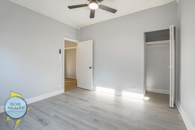Foto del edificio - 5240 S Drexel Ave