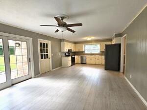 Building Photo - 209 Chatham Rd