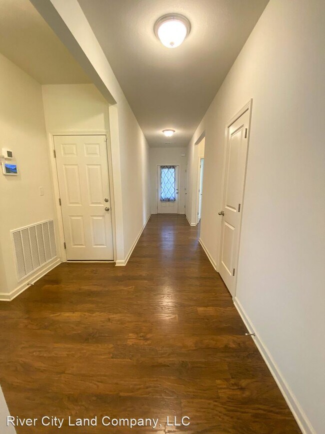 Foto del edificio - 4 br, 2 bath House - 295 Vivian Way