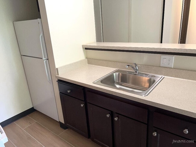 Photo - 2085 Bush St Apartment