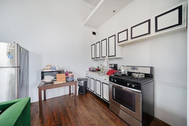 Foto del edificio - 1 bedroom in Brooklyn NY 11231