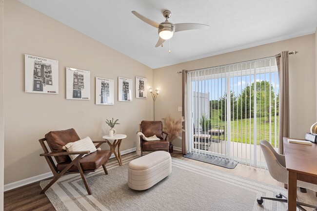 Building Photo - Redwood Blacklick