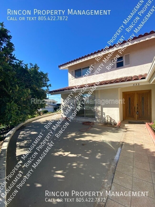 Foto del edificio - 555 Skyline Rd