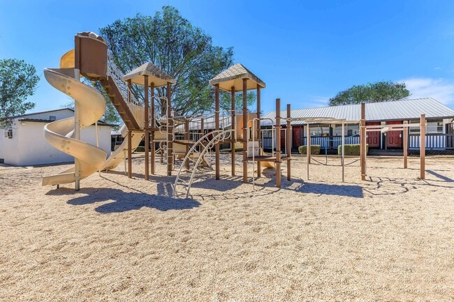 Foto del edificio - Salado Creek Villas Apartments