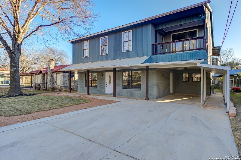 28 W Torrey St, New Braunfels, TX 78130 House for Rent in New