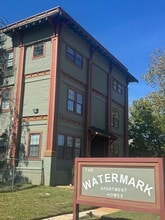 Building Photo - 707 NW 4th Ave