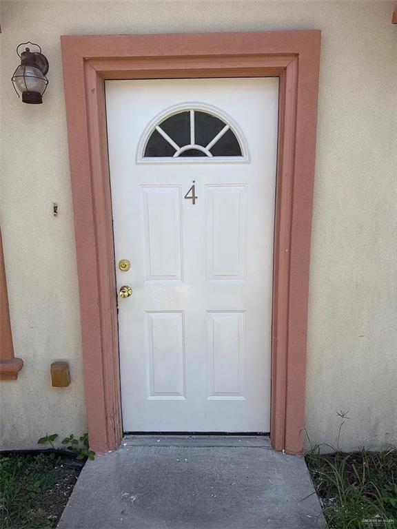 Building Photo - 10 West Dr