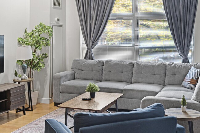 Foto del edificio - 601 Albany St