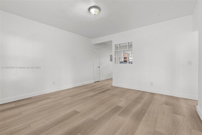 Building Photo - 4851 NW 15th Ave