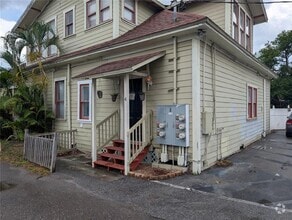 Building Photo - 103 S Westland Ave
