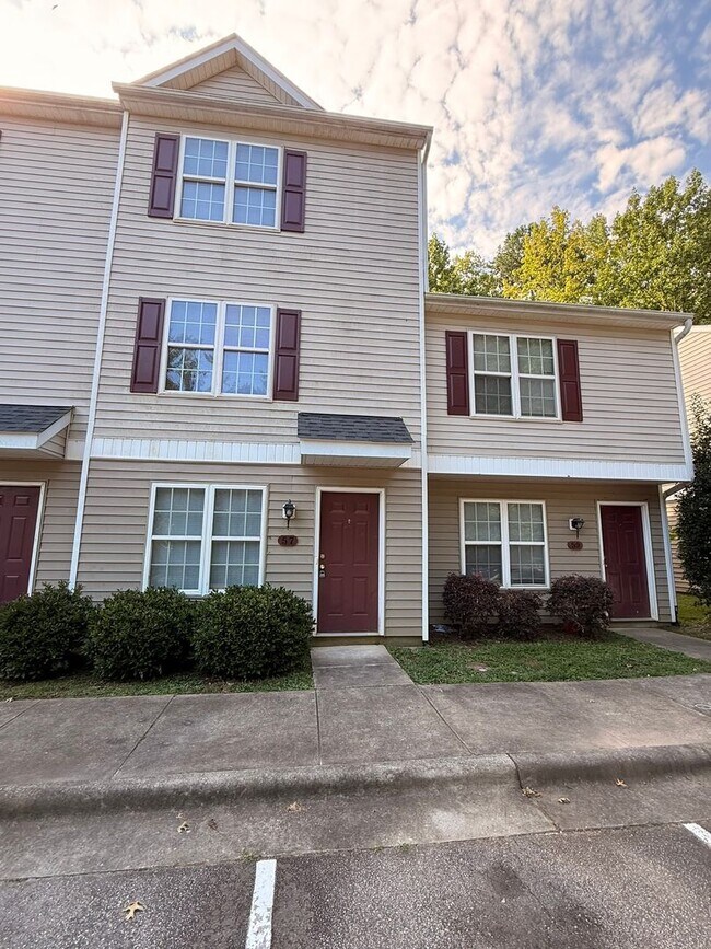 Building Photo - 57 Red Ln