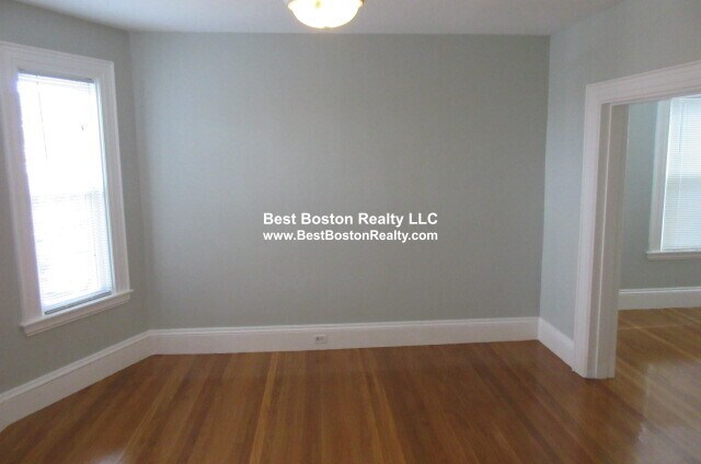 Foto del edificio - 106 Highland Rd