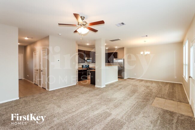 Foto del edificio - 9935 Yanet Grove Ln