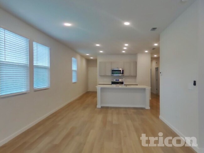 Foto del edificio - 14881 Praline Ct